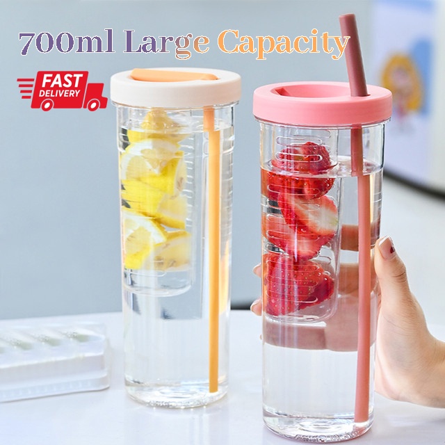 [SG Seller] Xmas Gift 700ml Water Bottle With Folding Straw Leakproof Tumbler Drinking Cup BPA Free